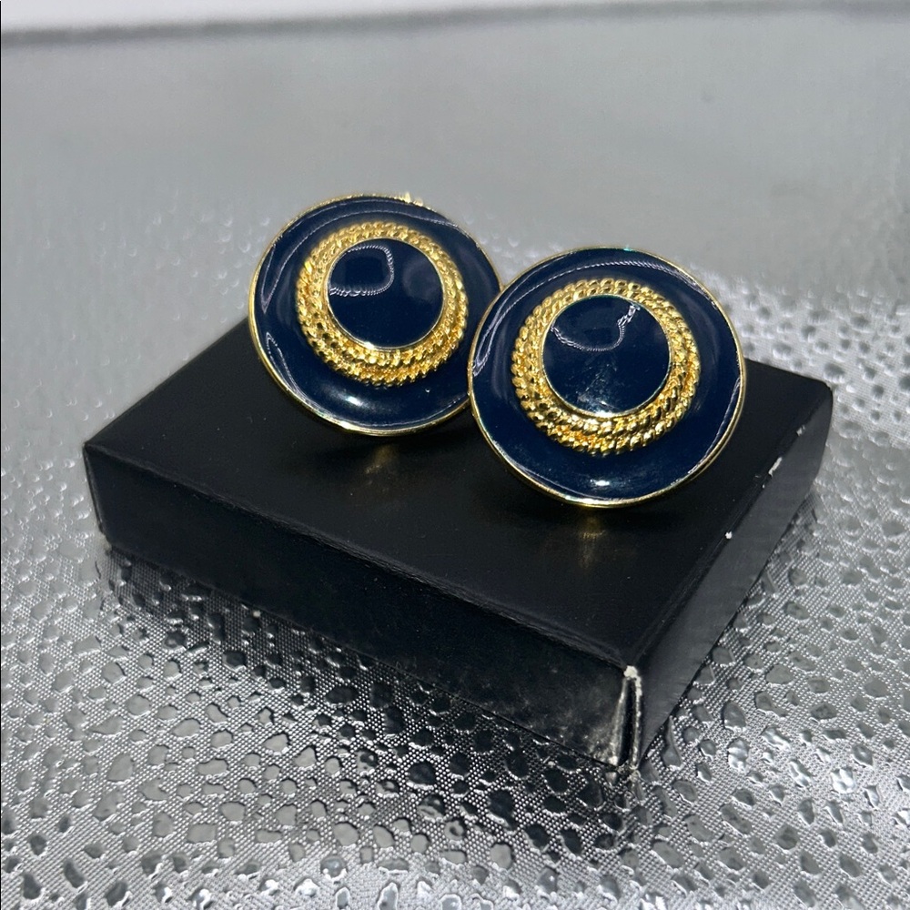 Napier blue enameled clip earrings gold tone button style timeless classic blue
